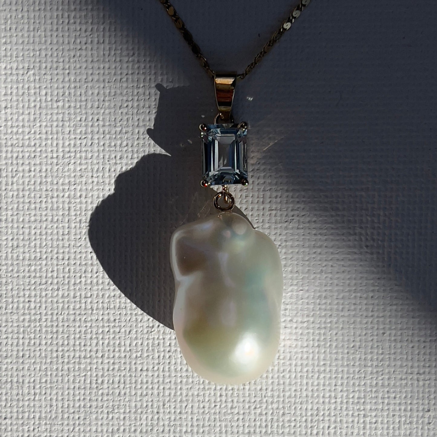Azul Aquamarine & Baroque Pendant
