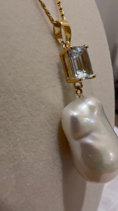 Azul Aquamarine & Baroque Pendant